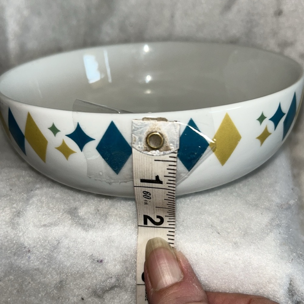 Vintage Gibson Disney Mickey & Minnie, Mickey & Pluto Ceramic Cereal Soup Bowls - Picture 11 of 11